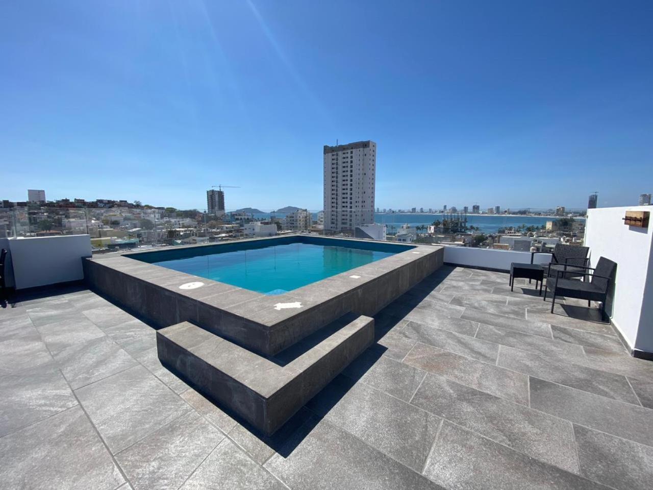 Condo In El Centro Near Malecon! Mazatlán Eksteriør bilde